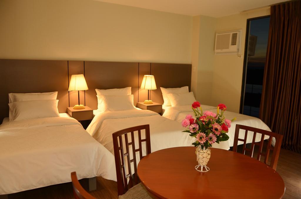 Rivermount Hotel y Resort Sarrat Exterior foto